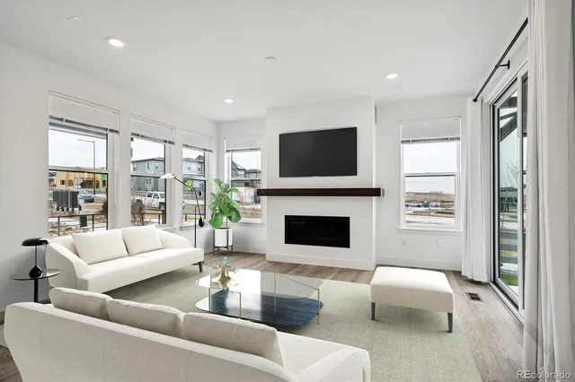 $989,500 | 11650 Montoso Road, Lone Tree, CO 80134