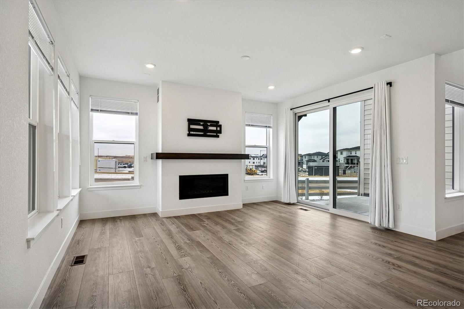 11650 Montoso Road Lone Tree, CO 80134 - Photo 7 of 40