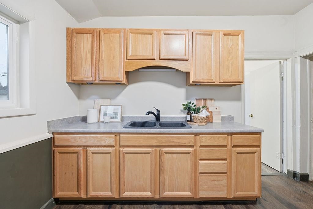 2114 East 4th Avenue Spokane, WA 99202 - Photo 14 of 31