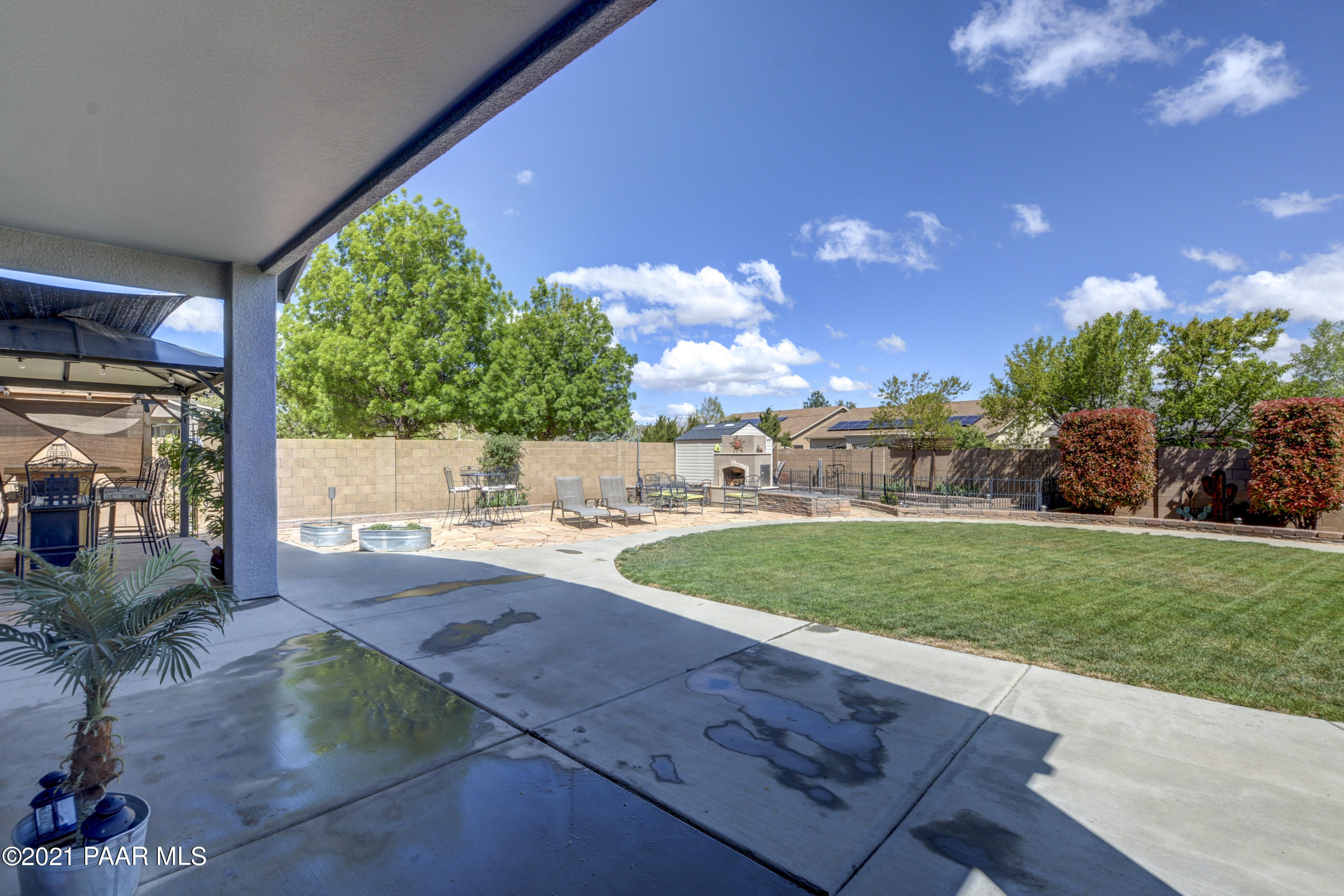 6582 Farmstead Road, Unit 3 Prescott Valley, AZ 86314 - Photo 24 of 41 a view of a backyard