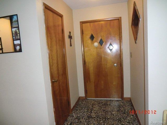 9480 Alpine Road Goodells, MI 48027 - Photo 6 of 16 front entry.JPG