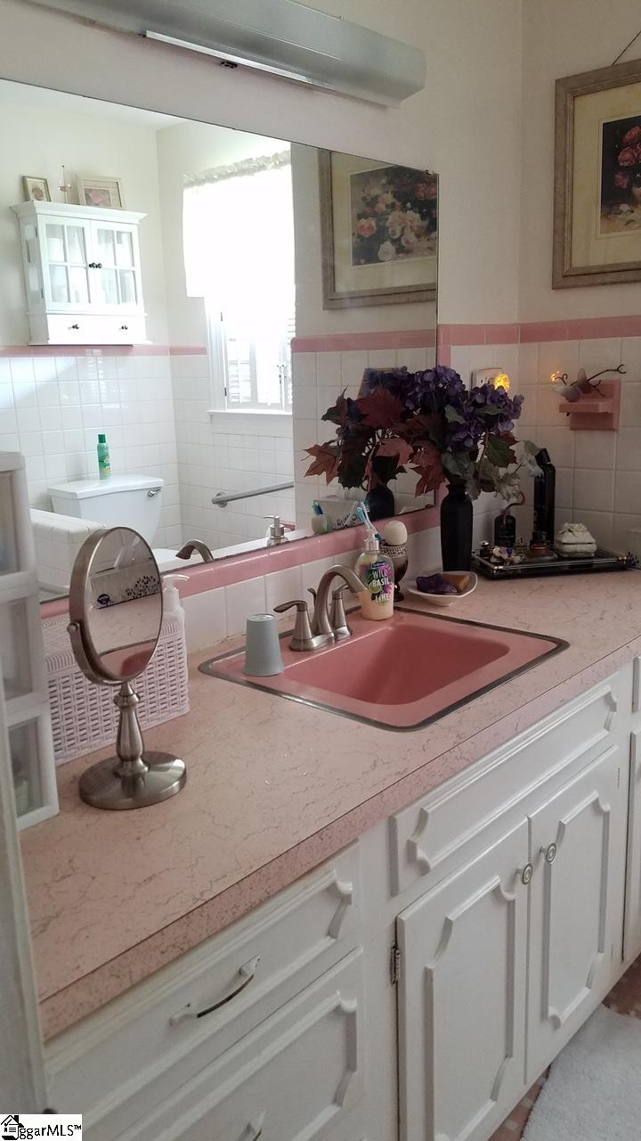 9 Hindman Road Travelers Rest, SC 29690 - Photo 23 of 35