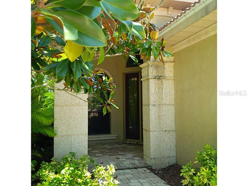7327 Riviera Cove Lakewood Ranch, FL 34202 - Photo 4 of 13 Exterior Front