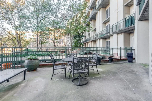 $449,900 | 5055 Addison Circle, Unit 205, Addison, TX 75001