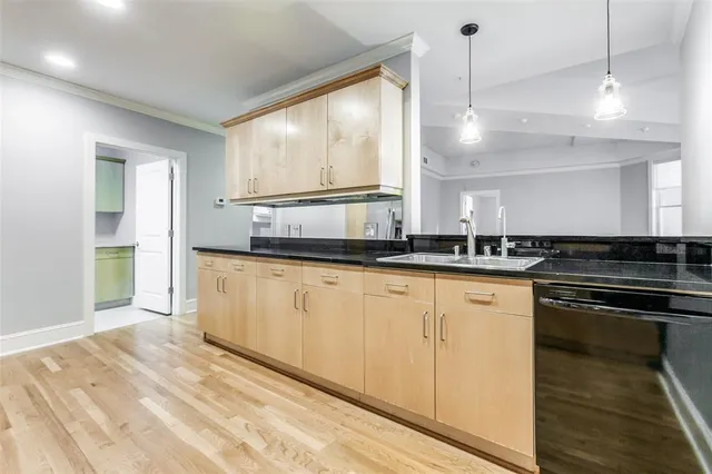 $449,900 | 5055 Addison Circle, Unit 205, Addison, TX 75001