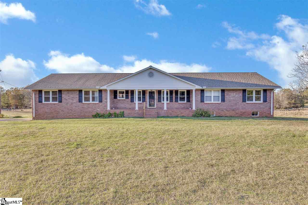 532 Martin Road Honea Path, SC 29654 - Photo 2 of 36