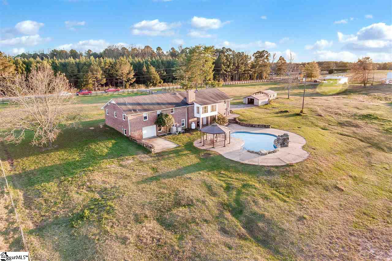 532 Martin Road Honea Path, SC 29654 - Photo 3 of 36