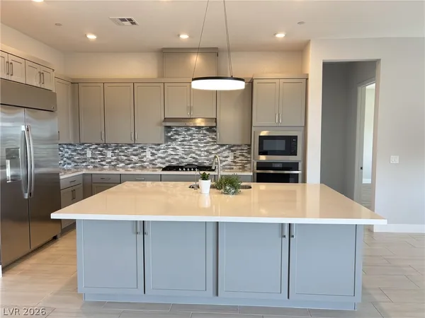 $4,200 | 326 Forsyth Park Street, Las Vegas, NV 89138