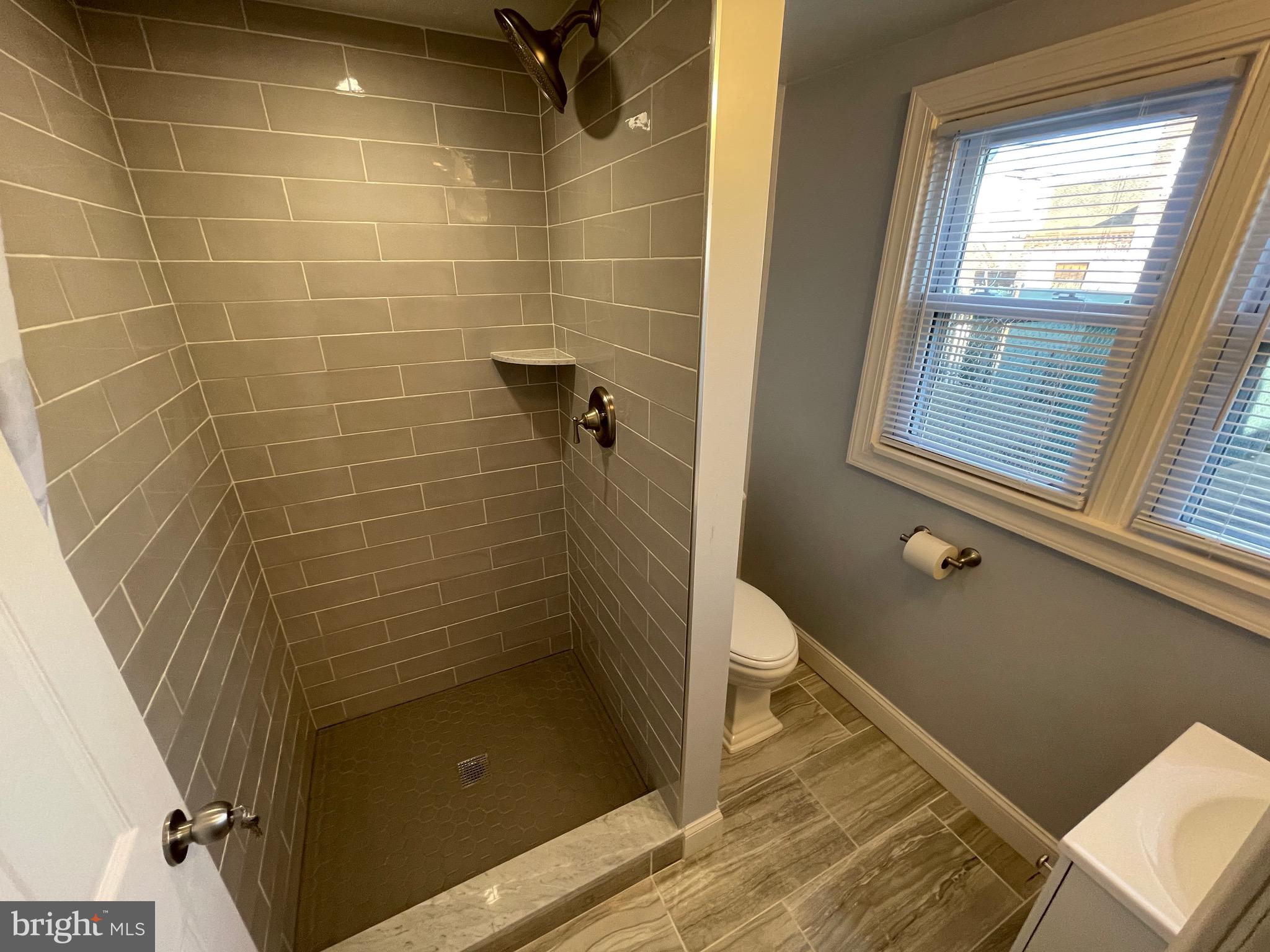 3414 Edgemont Street Philadelphia, PA 19134 - Photo 9 of 38 Gallery Image 9