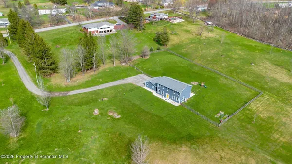 $485,000 | 8 Stone Creek Lane, Scott Township, PA 18433