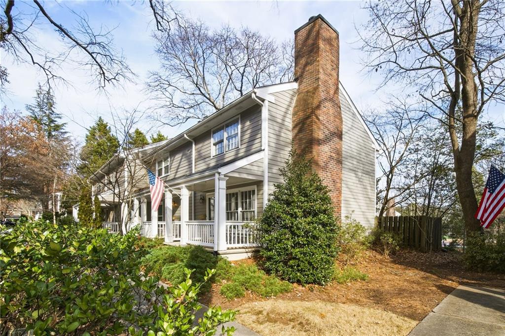 2763 Farmstead Road Smyrna, GA 30080 - Photo 3 of 35 a view of a yard in front of a building