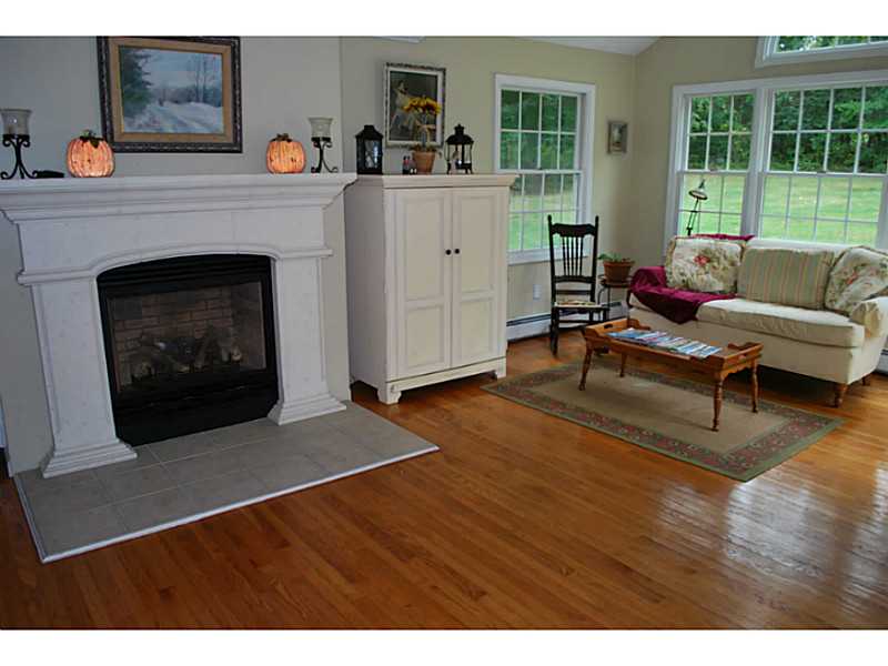 110 Williams Road Smithfield, RI 02917 - Photo 12 of 23 Living Room.