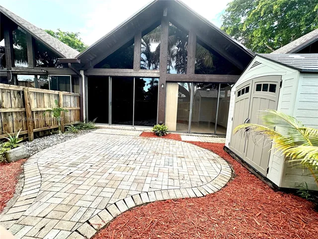 $2,950 | Midtown Plantation, Plantation, FL 33324