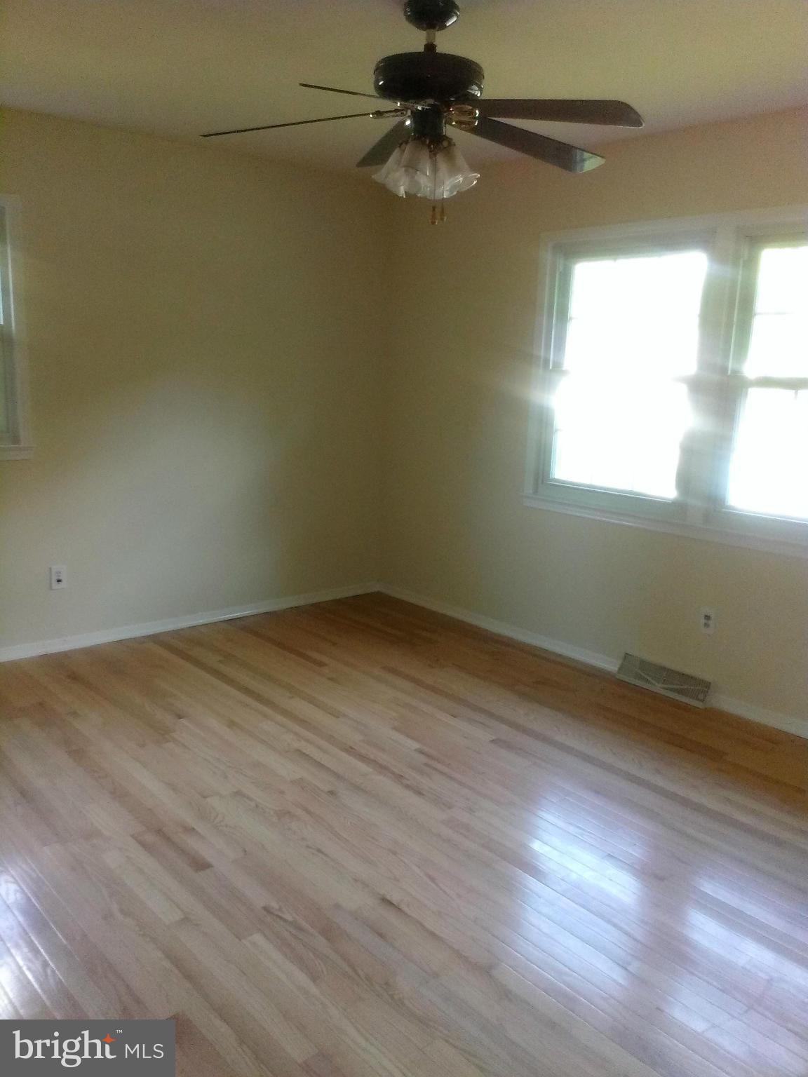 13105 Venango Road Fort Washington, MD 20744 - Photo 7 of 29 Bedroom (Master)