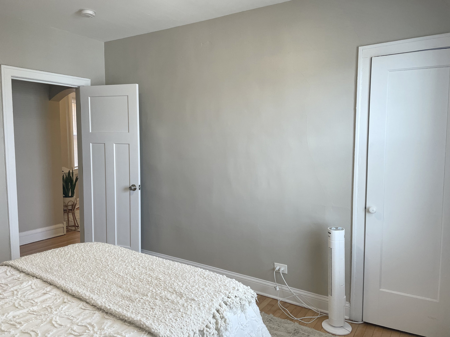 1919 A Grove Avenue, Unit 34 Berwyn, IL 60402 - Photo 13 of 21 a bedroom with a bed and hallway