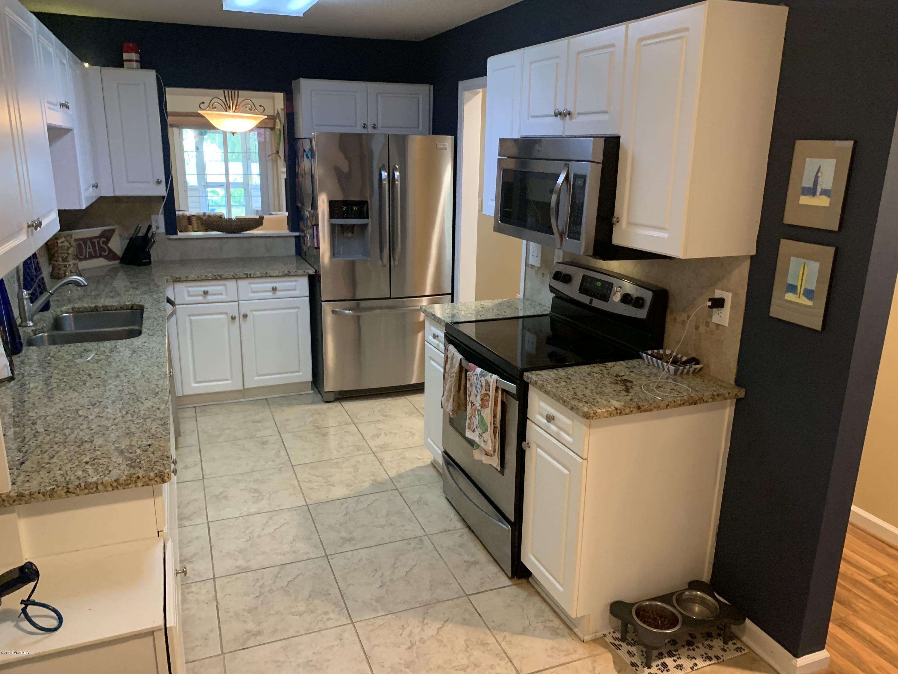 1855 Seaside Road Southwest, Unit 3 Ocean Isle Beach, NC 28469 - Photo 10 of 24 10