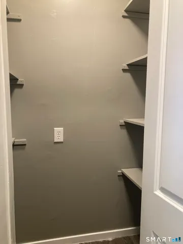 $1,700 | 61 Main Street, Unit B, Thompson, CT 06255