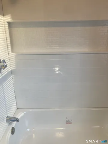 $1,700 | 61 Main Street, Unit B, Thompson, CT 06255