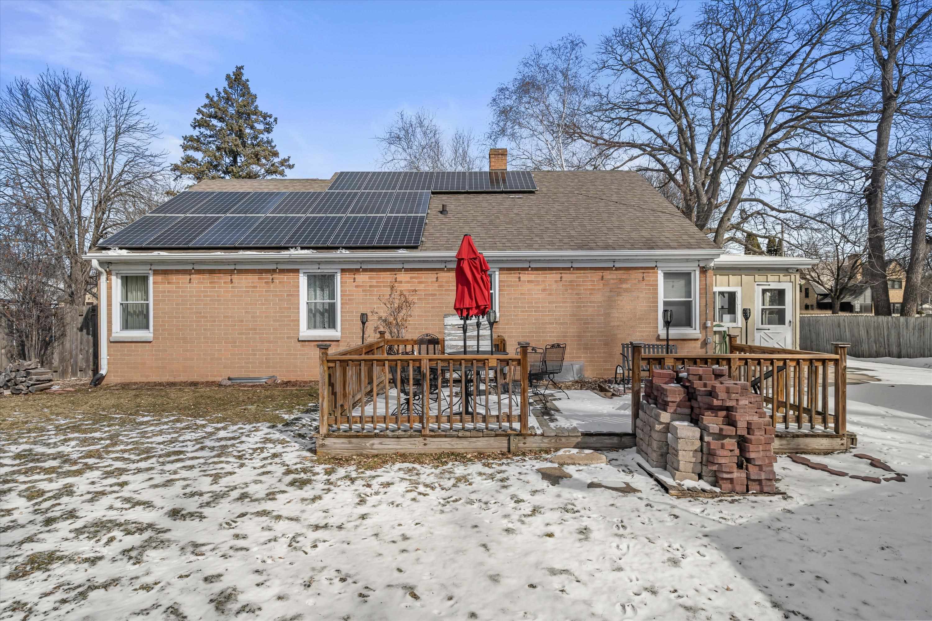 1093 Reed Street Green Bay, WI 54303 - Photo 32 of 38