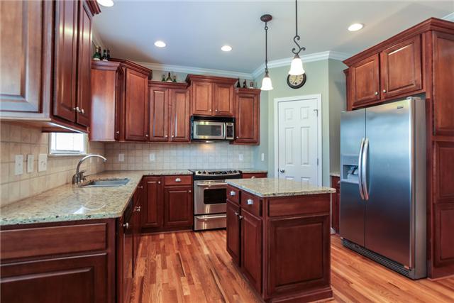 1012 Red Pepper Ridge Spring Hill, TN 37174 - Photo 8 of 20 Gallery Image 8