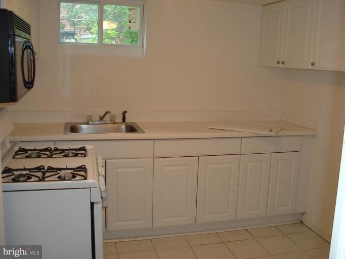 8613 Riggs Road Hyattsville, MD 20783 - Photo 5 of 8 Kitchen #2