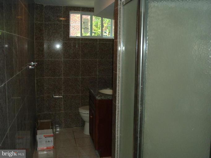8613 Riggs Road Hyattsville, MD 20783 - Photo 6 of 8 Bath #2