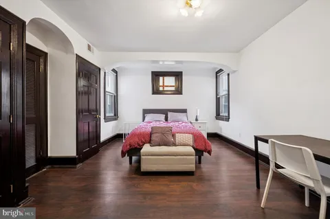 $850,000 | 4518 Walnut Street, Philadelphia, PA 19139