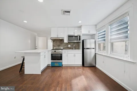 $850,000 | 4518 Walnut Street, Philadelphia, PA 19139