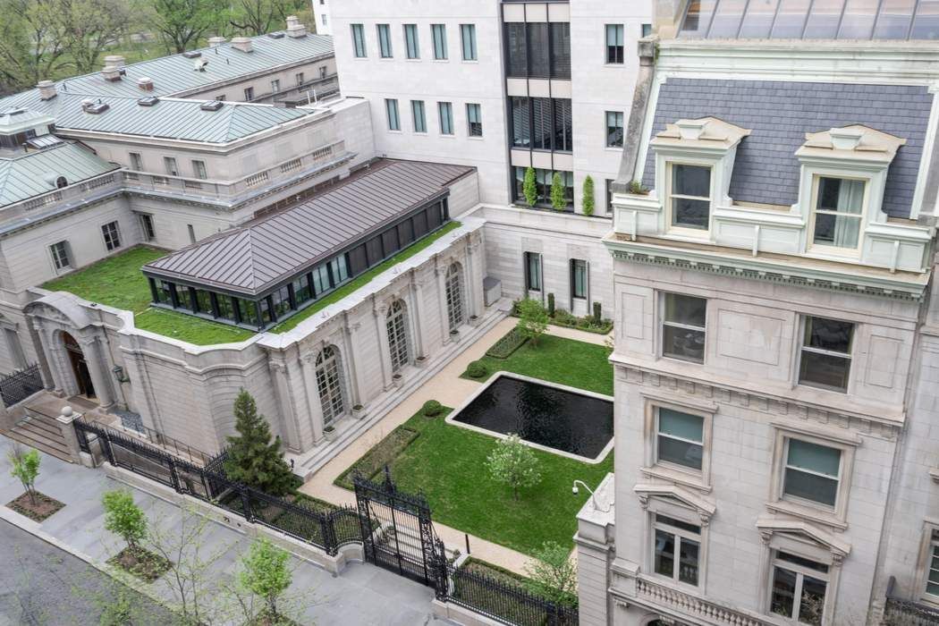 10 East 70th Street, Unit 10D Manhattan, NY 10021 - Photo 4 of 10