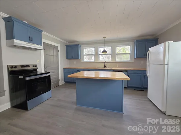 $1,395 | 1212 North Church Street, Salisbury, NC 28144