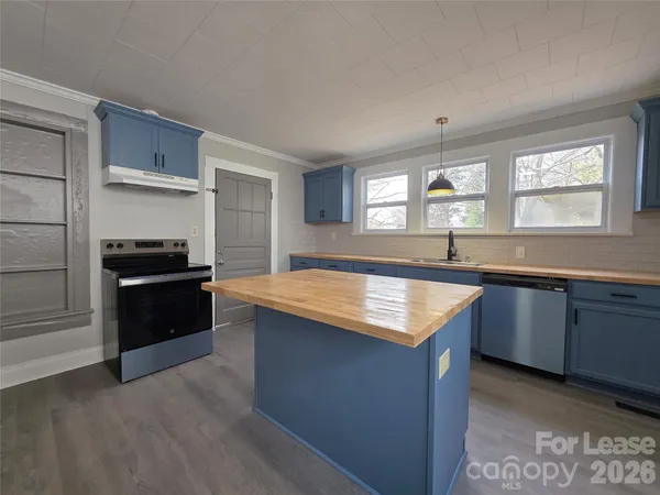 $1,395 | 1212 North Church Street, Salisbury, NC 28144