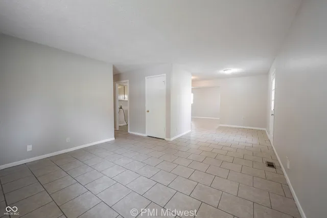 $1,325 | 3202 Wellington Avenue, Indianapolis, IN 46226