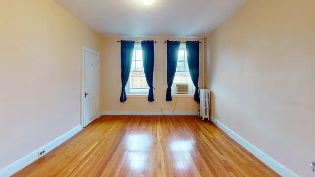 $1,900 | 10 Jamaicaway, Unit 24, Boston, MA 02130