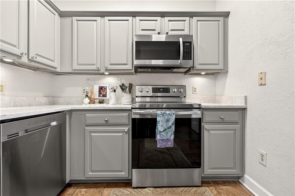 2865 Lenox Road Northeast, Unit 503 Atlanta, GA 30324 - Photo 19 of 37