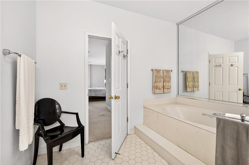 2865 Lenox Road Northeast, Unit 503 Atlanta, GA 30324 - Photo 29 of 37