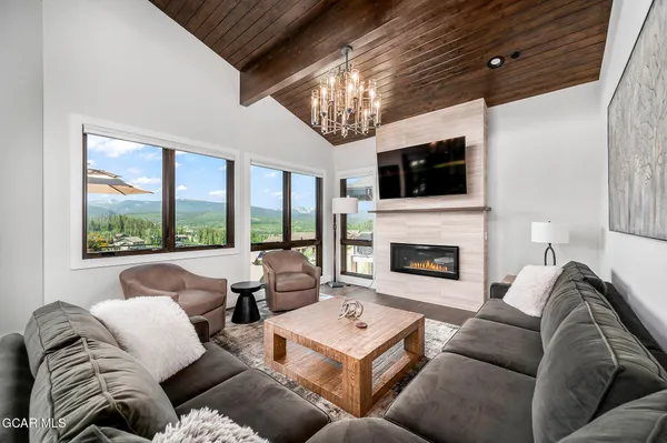 $2,575,000 | 82 Game Trail, Fraser, CO 80442