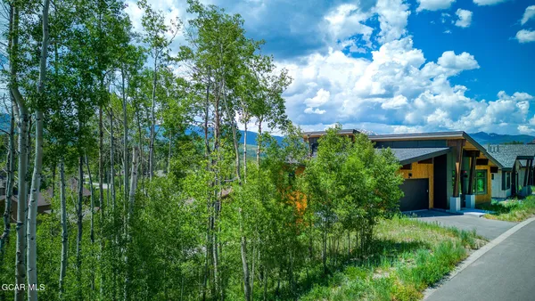 $2,575,000 | 82 Game Trail, Fraser, CO 80442