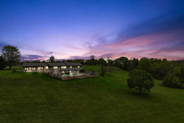 $850,000 | W5936 Mooney Road, Plymouth, WI 53073