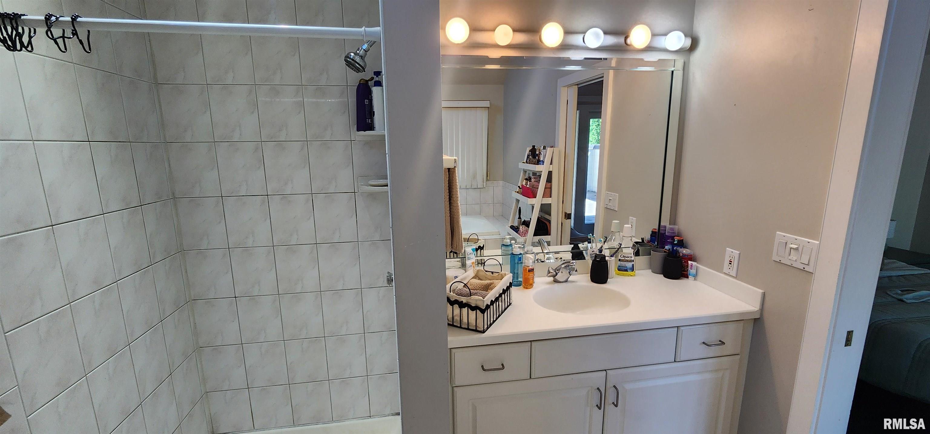 3116 Turning Mill Drive Springfield, IL 62704 - Photo 30 of 42