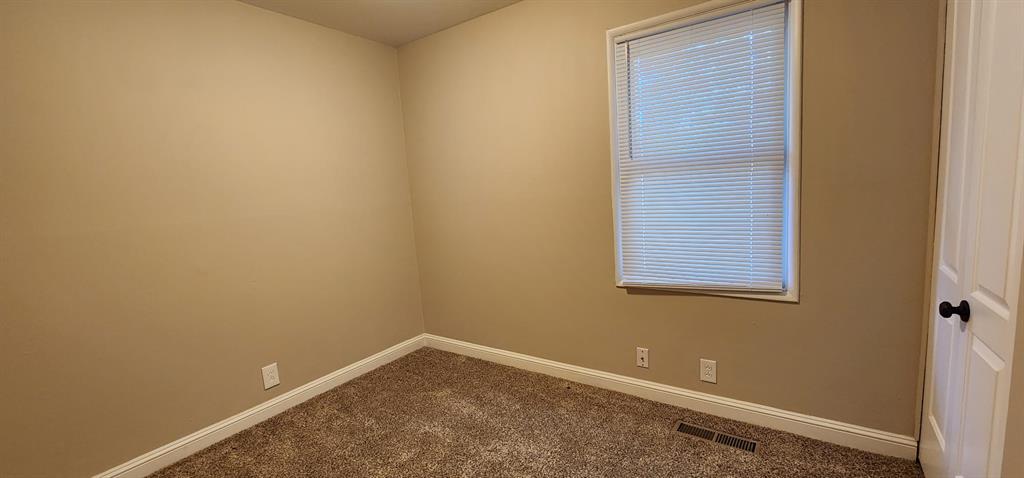 1609 East 34th Street Indianapolis, IN 46218 - Photo 14 of 21