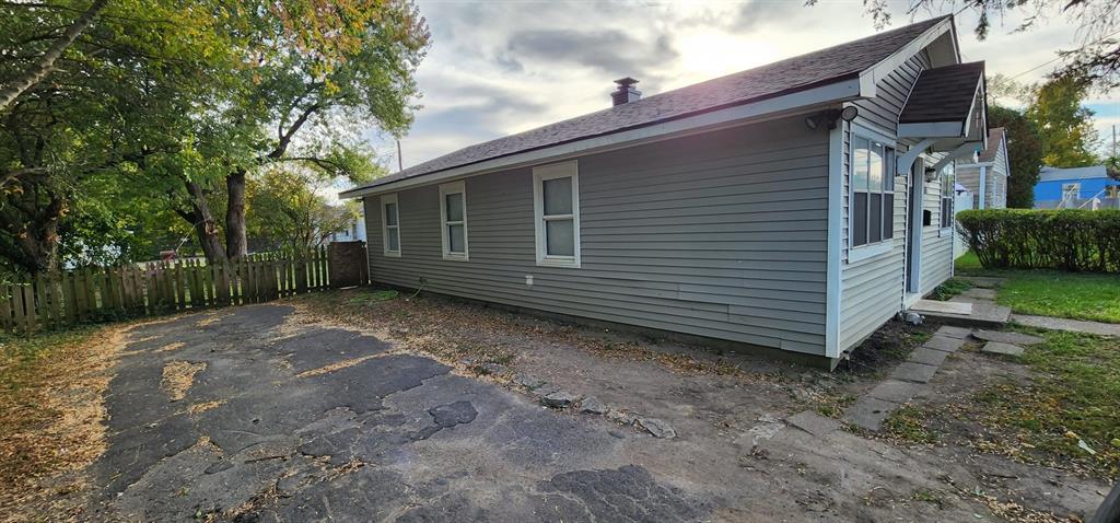 1609 East 34th Street Indianapolis, IN 46218 - Photo 3 of 21