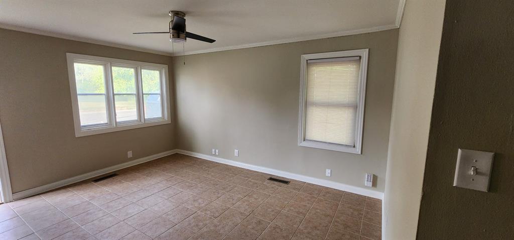 1609 East 34th Street Indianapolis, IN 46218 - Photo 6 of 21