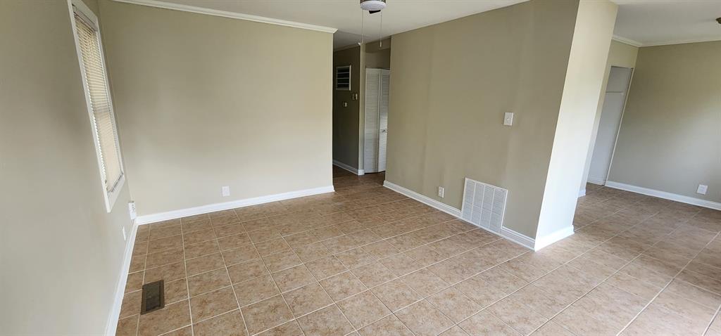 1609 East 34th Street Indianapolis, IN 46218 - Photo 7 of 21
