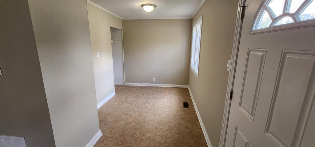 1609 East 34th Street Indianapolis, IN 46218 - Photo 9 of 21