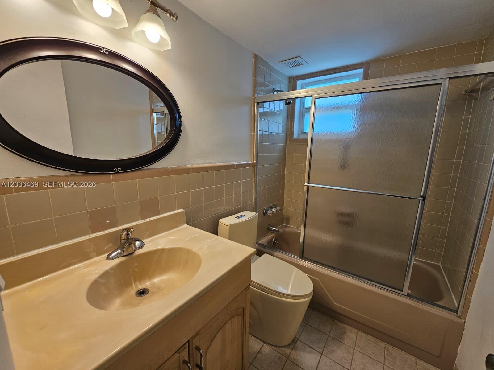 520 Northeast 38th Street, Unit 12 Miami, FL 33137 - Photo 3 of 11