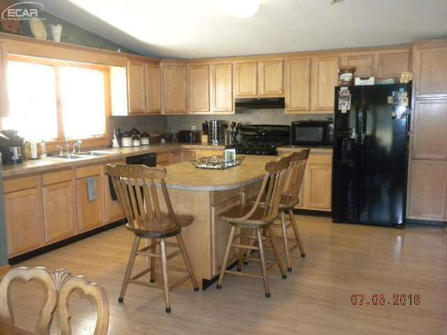 2181 Riley Road Caro, MI 48723 - Photo 2 of 21 21189635-1.JPG