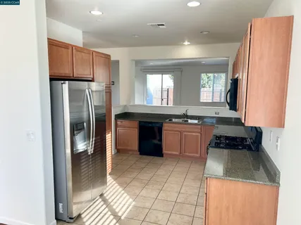 $3,100 | 47 Sugarbush Court, Oakley, CA 94561