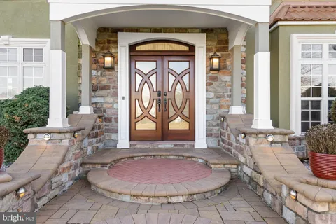 $879,000 | 148 Bakerfield Drive, Middletown, DE 19709