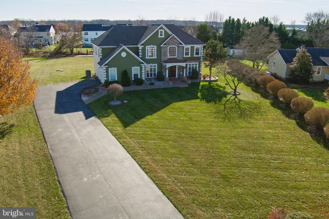 $879,000 | 148 Bakerfield Drive, Middletown, DE 19709