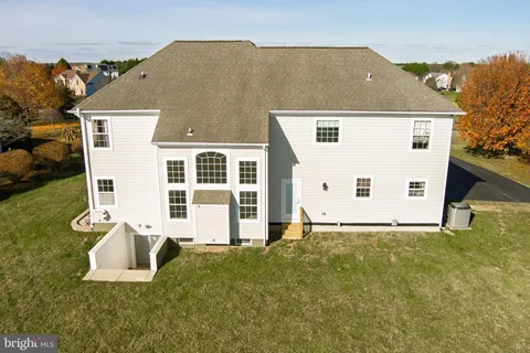 $879,000 | 148 Bakerfield Drive, Middletown, DE 19709